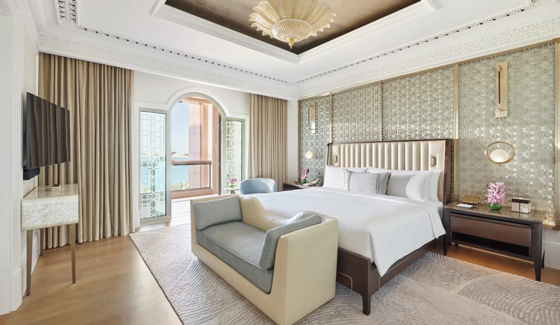 Emirates Palace Mandarin Oriental - Vegan Room (Partial Sea View) (bedroom)